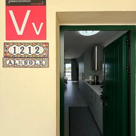 Al Sole Playa Roca Apartament *